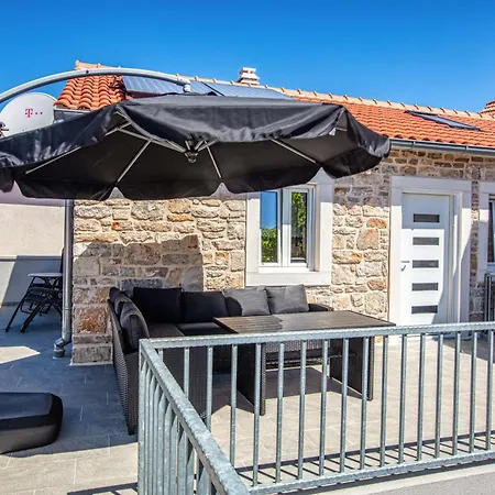 Family Friendly House With A Swimming Pool - 23203 Holiday home Murter