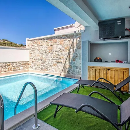 Family Friendly House With A Swimming Pool - 23203 Tatil Evi Murter