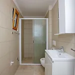 Ferienhaus Family Friendly House With A Swimming Pool - 23203 Murter